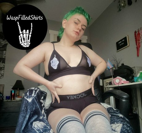 waspfree exclusive star picture