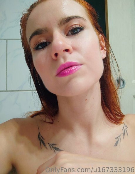 AthenaFit pretty model images