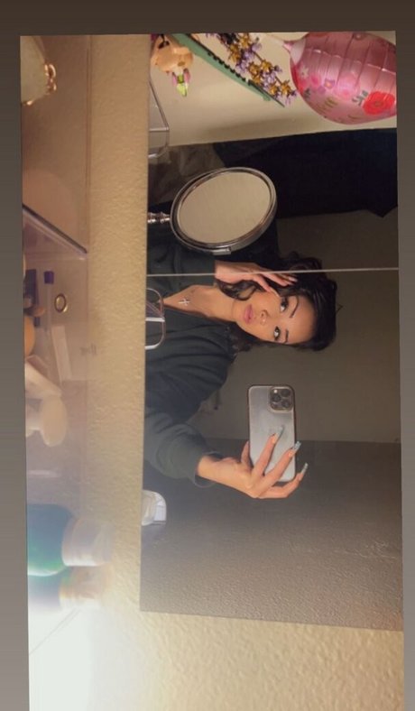 nongmhoe nude model gallery