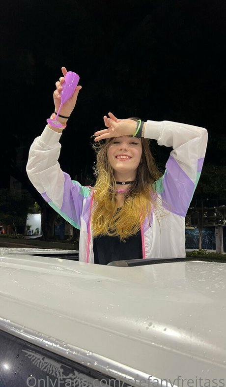 stefanyfreitass star hot picture