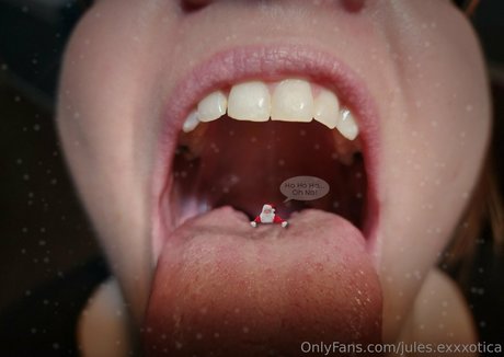 jules exxxotica star adult pics