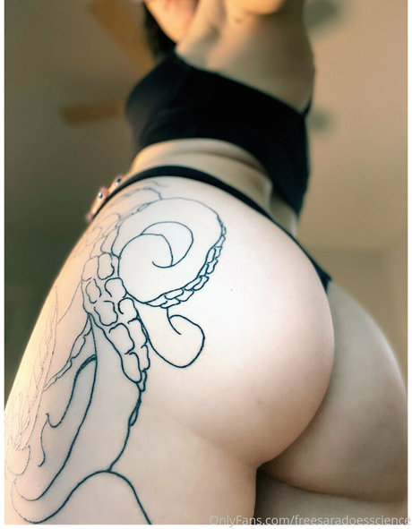 freesaradoesscience model nudes pics