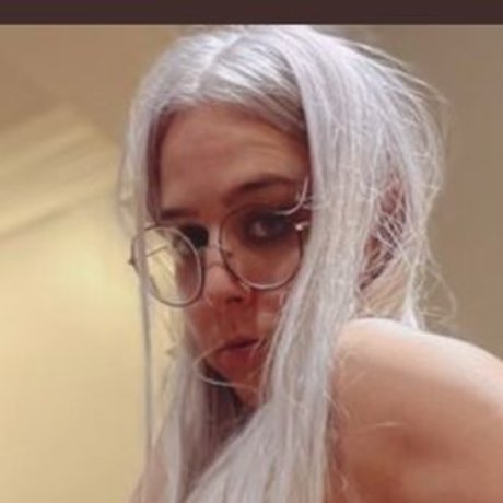 madzisstacked pretty pornstar pic