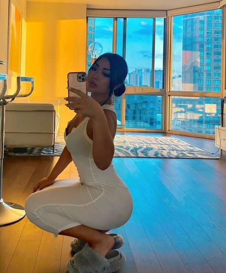 Sakura Nakamura top star gallery