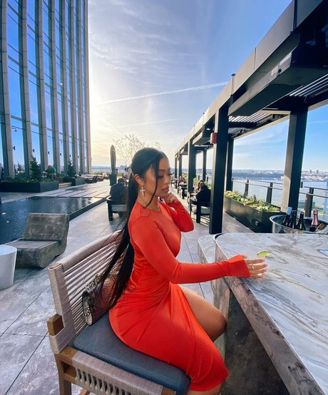 Sakura Nakamura pretty star photos