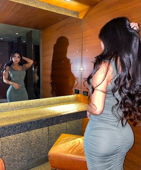 Sakura Nakamura naked star archive