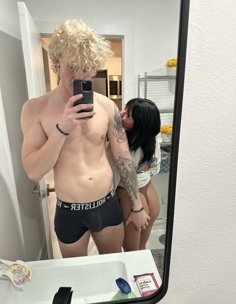 luciferisfemale high quality pornstar pic