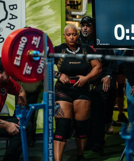 Queen R star porn pic