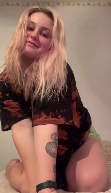 mari lovee free model art img