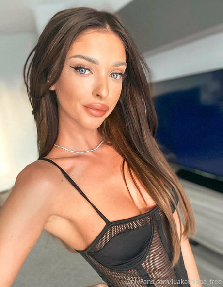 luakathiaaa free pornstar erotic photo
