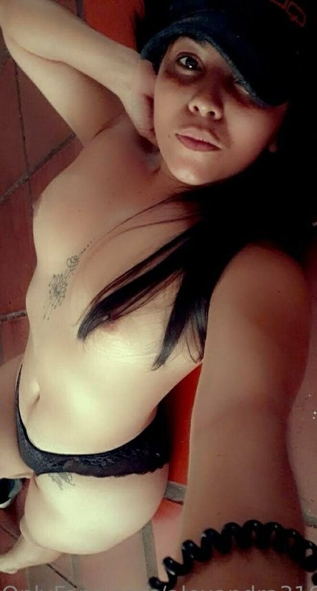 alexandra31628 star perfect photo