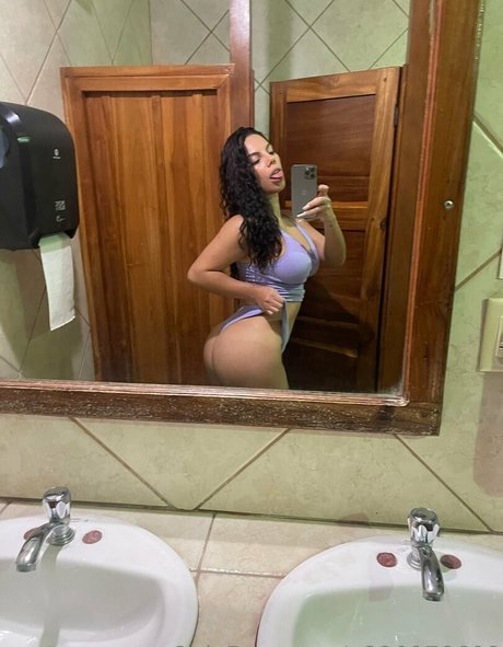 lizbethoficial perfect pornstar image