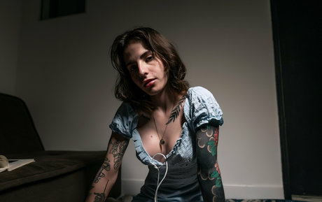 thata prd model pretty img