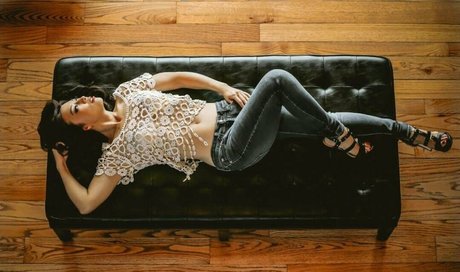 Ming Na Wen model nude pictures