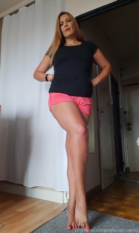 goddesstessaprag naked actress images