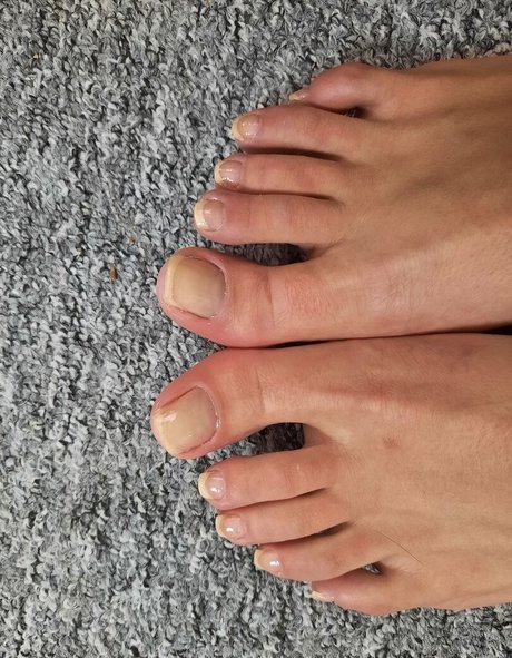 goddesstessaprag model xxx gallery