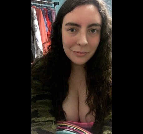 Kara Greene_ nice star image