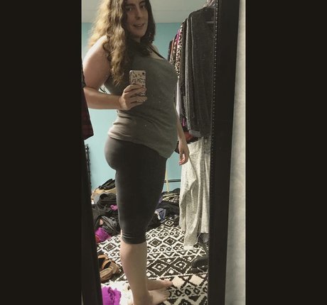 Kara Greene_ star nude images