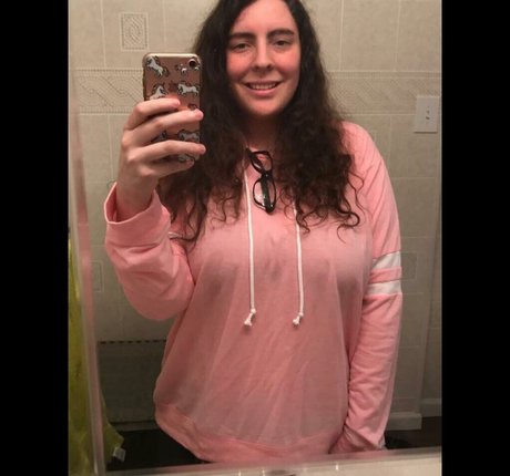 Kara Greene_ star hot img