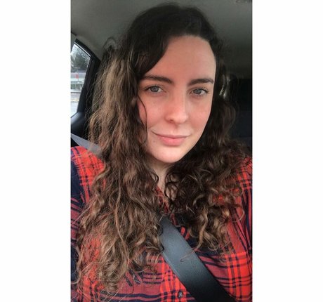 Kara Greene_ Profile pic