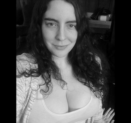 Kara Greene_ top star gallery