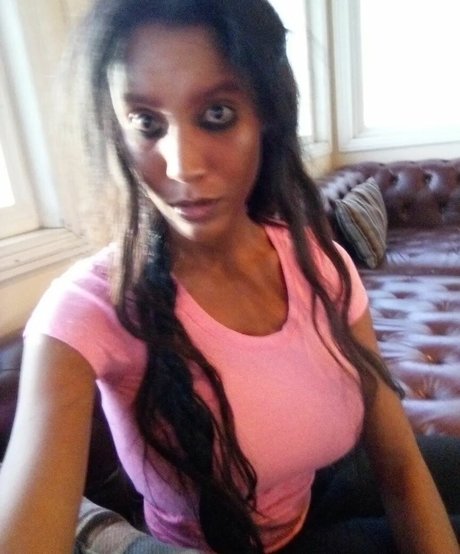 Amber Higgins Cecil model pretty gallery