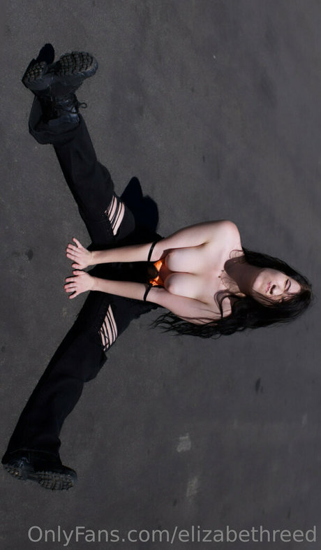 elizabethreed hot model image