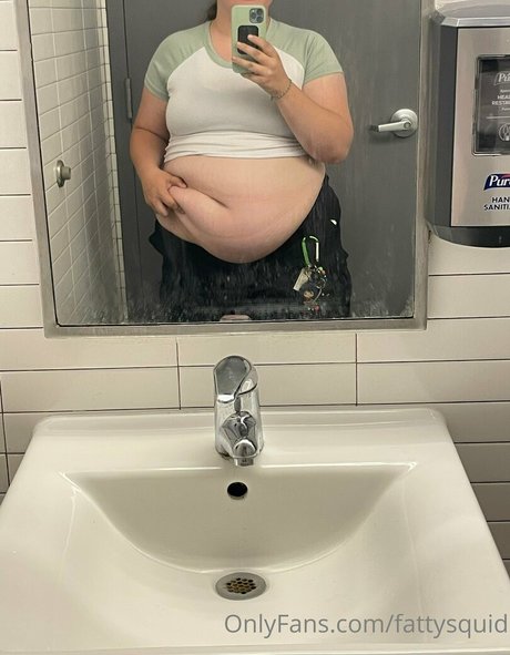 gluttonoussquid star nude gallery