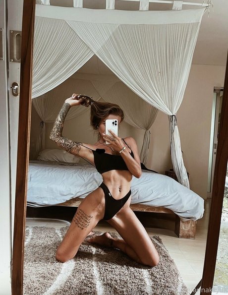 Annaksyuk pornstar beautiful images