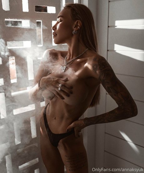 Annaksyuk hd pornstar galleries