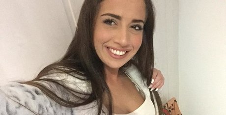 lara lee pornstar adult pic