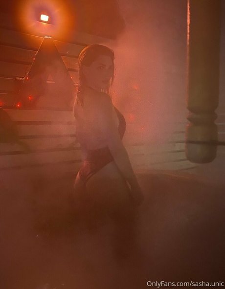 sasha unic sex actress gallery