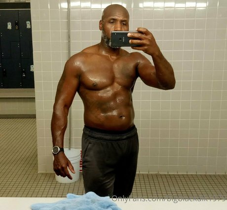 bigblackdik1979 pretty star pictures