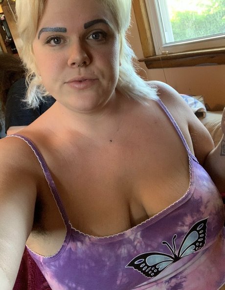 gutter meatfree sexy pornstar img