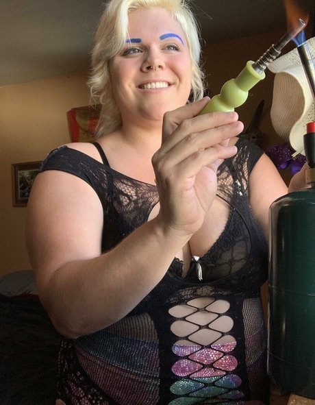 gutter meatfree hd actress img