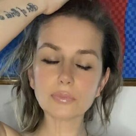 Bad Ery star naked image