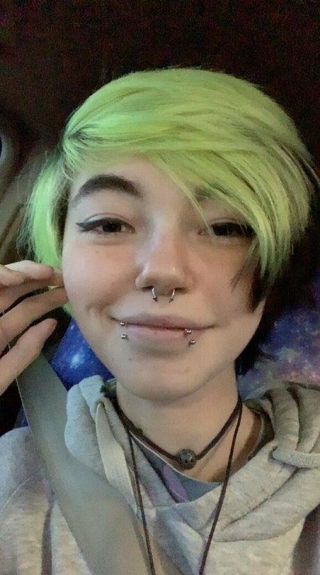 erasedweeaboo free top star images