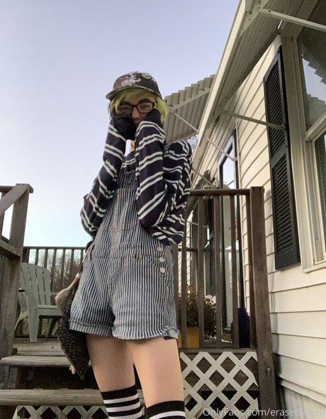 erasedweeaboo free pornstar erotic pics