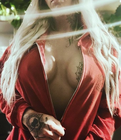 Jadethewelder619 model xxx pics