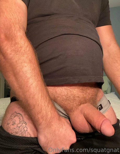 squatgnat star hot photos