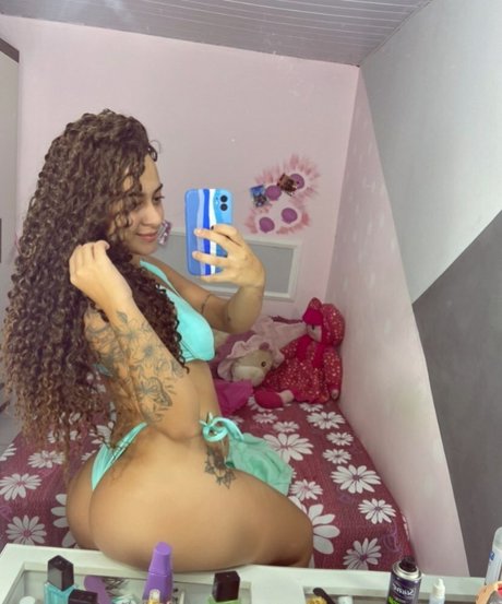 Amanda Ribeiro best star images