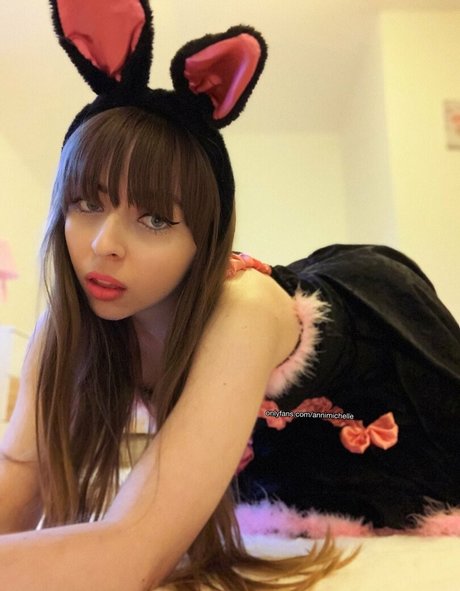 annimichelle naked model picture