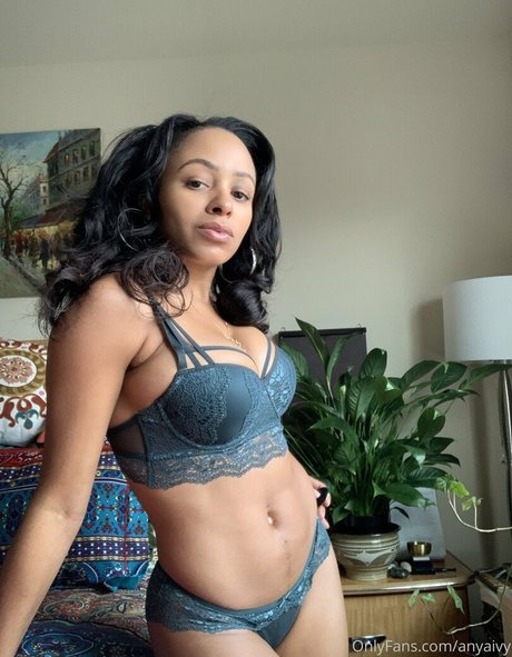 anyaivy free pornstar picture