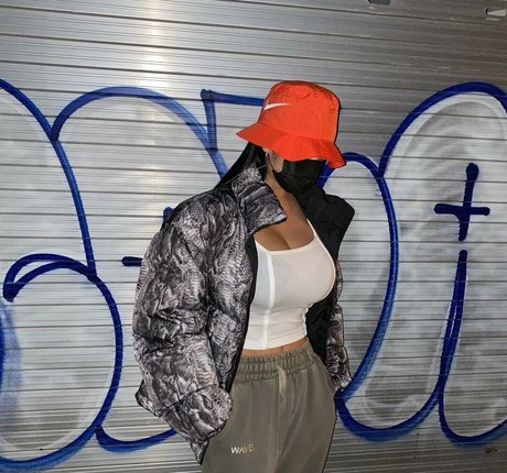 Tasha Y hot star image