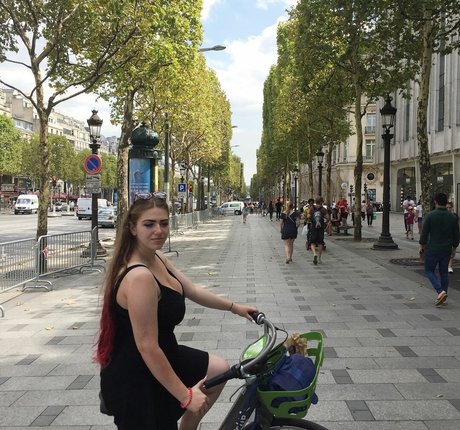 Sasha Shtern model sex picture