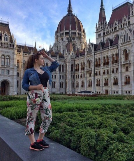 Sasha Shtern model adult gallery