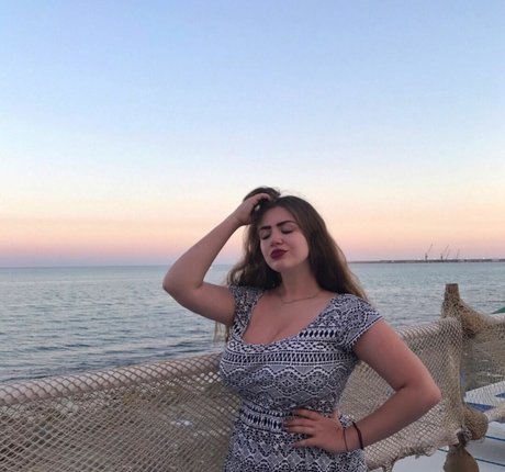 Sasha Shtern star pretty pictures