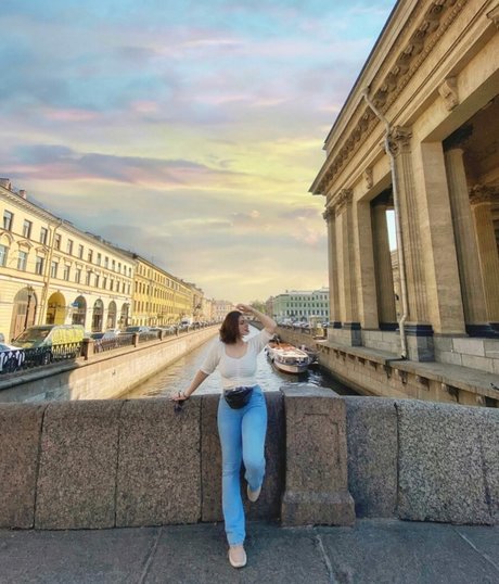 Sasha Shtern star adult img