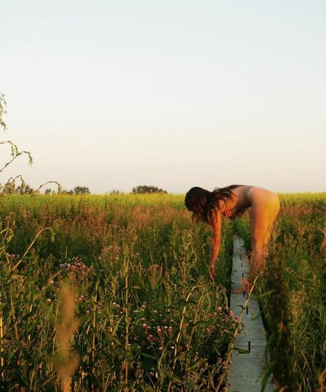 cowgirlbrooklynbabe sexy actress picture