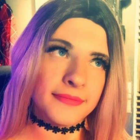 danni92 pornographic actress photo